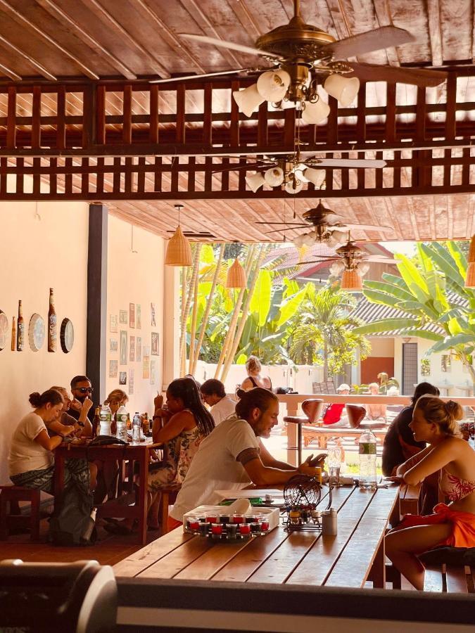 The Jam Hostel Luang Prabang Exterior photo