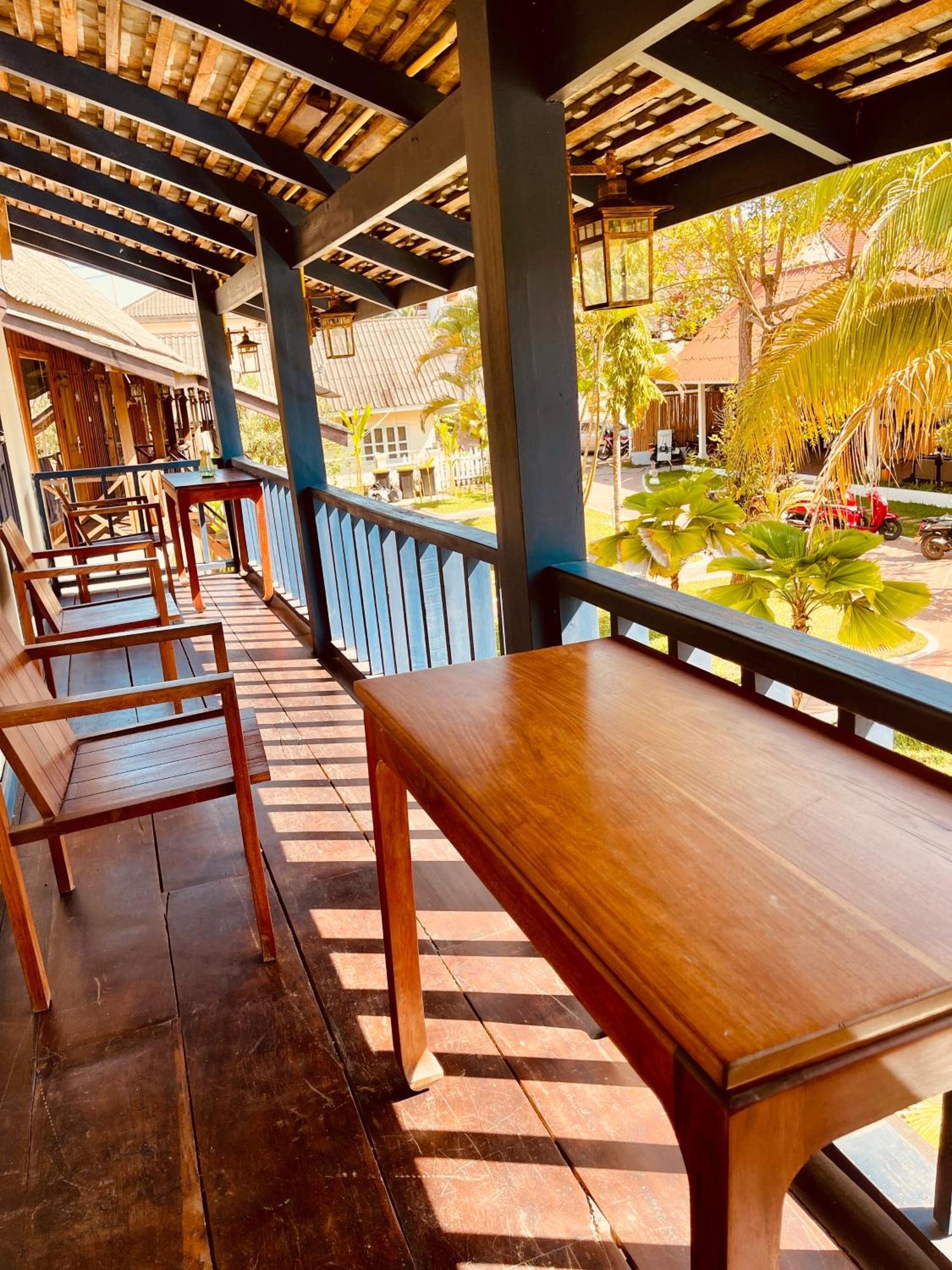 The Jam Hostel Luang Prabang Exterior photo